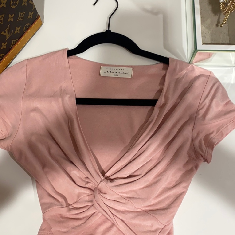 Pink cropped shirt